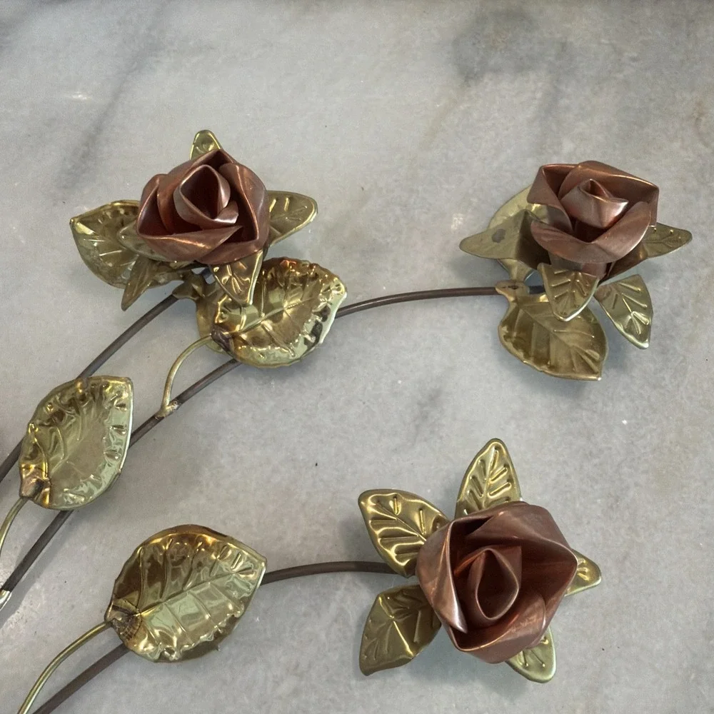 Set Of 2 Homeco Vintage Brass Roses on with Butterflies Wall Hanging GW994